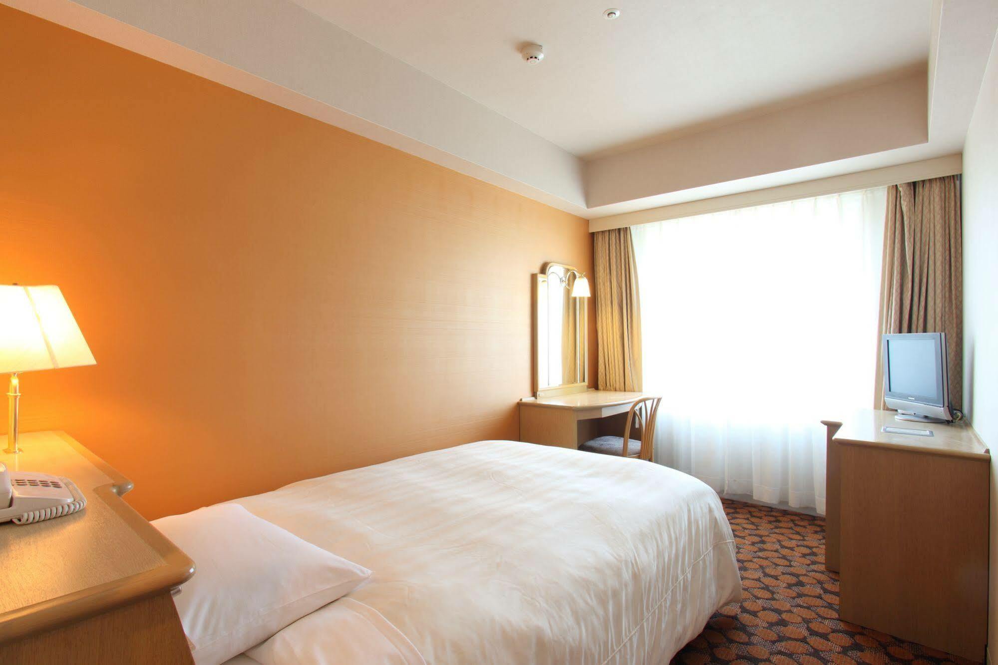 Hotel Fujita Fukui Bagian luar foto